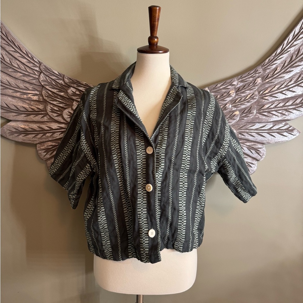 Soluna Collective Fern Green Woven Cargo Shirt